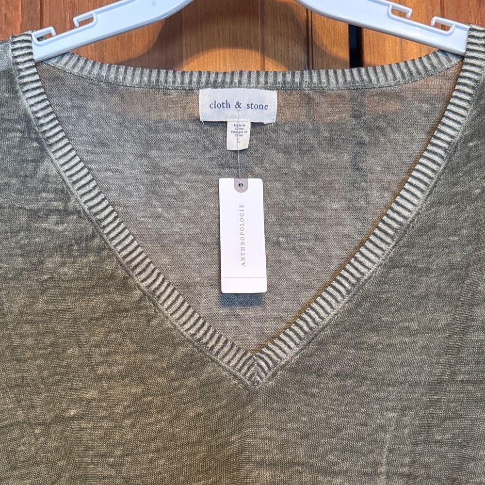 Anthropology Cloth & Stone Olive Green V-Neck Blouse with tie waist